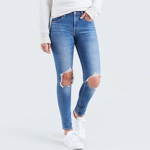 Levi’s 721 high rise skinny jeans
